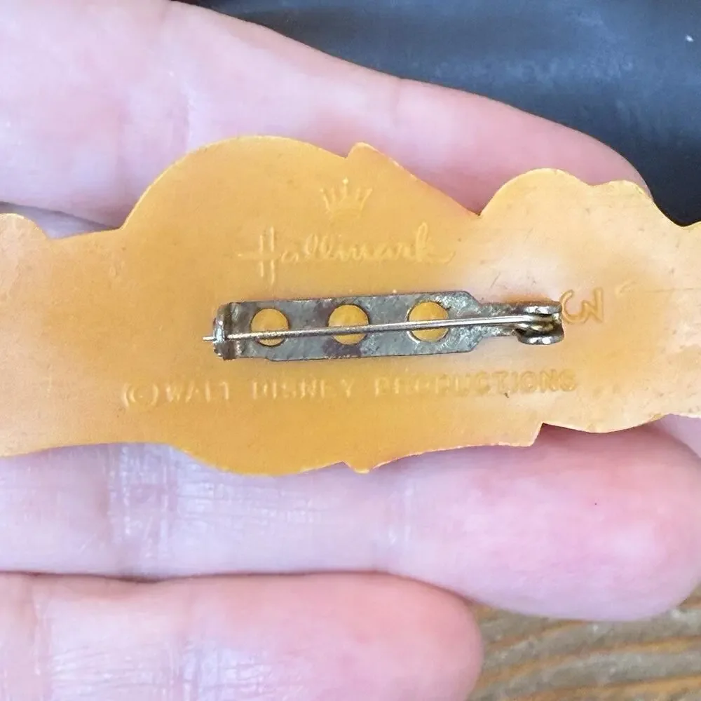 Vintage Walt Disney Winnie the Pooh Lapel Pin 1970's Hallmark Unique Keepsake